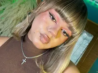 Live Porn with TIFFANY_MOREIN - Streamate