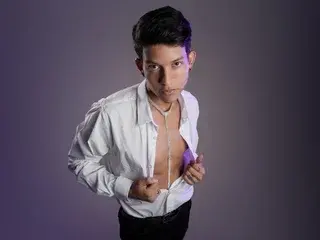 Adult Video Chat with LeisanFox - Streamate