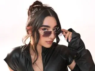 Adult Webcams with ValenWill - Streamate