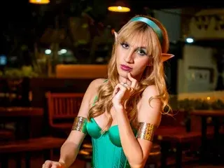 Adult Webcam with SofiLopezzz20 - Streamate