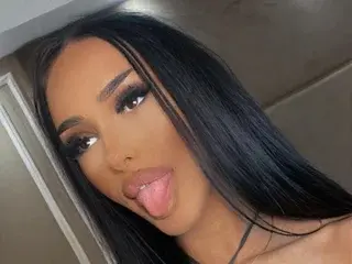 Private Sex Chat with EvePosh - Streamate