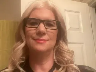 Adult Video Chat with BluDayzi - Streamate