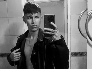 Nude Webcam with AstarothGrigori - Streamate