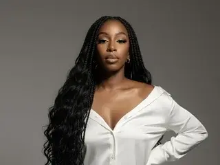 Live Porn with AliviaBlaze - Streamate