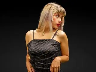 Free Porn Cam with BarbieAmbar - Streamate