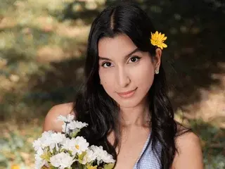 Adult Webcams with IsabellaQueens - Streamate