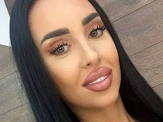 Adult Webcams with KairaAndrews - Streamate