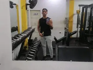 Live Sex with AlejandroHoot - Streamate