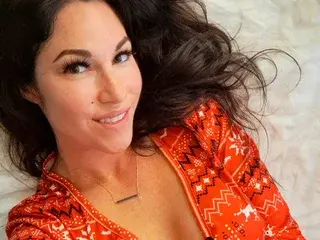 Adult Webcams with MissSweetCream - Streamate