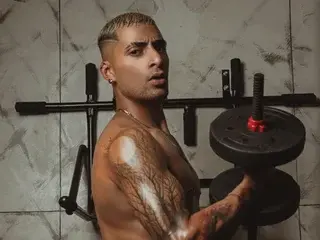 Private Sex Chat with DrakeNeuman - Streamate