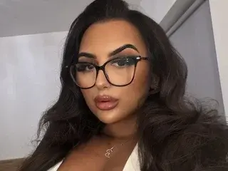 Nude Webcam with Bonniemaexx - Streamate