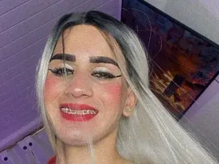 Adult Webcam with bunnylove22022004 - Streamate