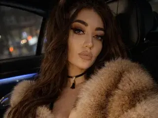 Private Sex Chat with MiaBlackXO - Streamate