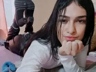 Live Sex Cam with VivianaLatin - Streamate
