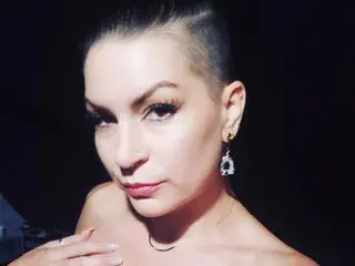 Watch Live Sex Cams with TheLadyKatrina - Streamate