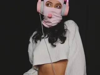 Adult Video Chat with MIA_22 - Streamate