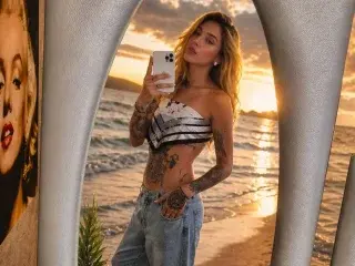 Nude Webcam with JessieGarvet19 - Streamate
