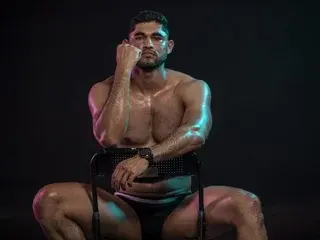 Best Webcam with Tonyyprice18 - Streamate