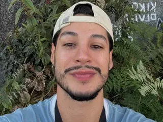 Best live sex cam show with TrevorHolmes - Streamate