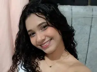 Best live sex cam show with Soffivega - Streamate