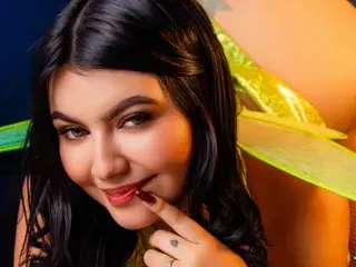 Watch Live Sex Cams with MiaaFarrel - Streamate