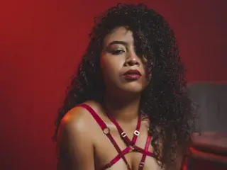 Sex Cam with Tharaa24 - Streamate