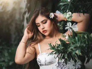 Adult Video Chat with MelaniIeRioss - Streamate