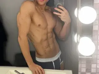 Free Porn Cam with ChristianLevinee - Streamate