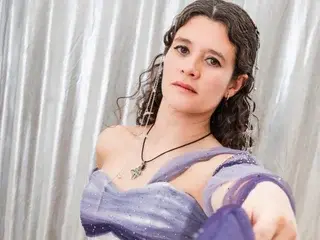 Free Porn Cam with SereneLorens - Streamate