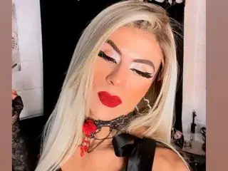 Free Live Porn with Walton_victoria - Streamate