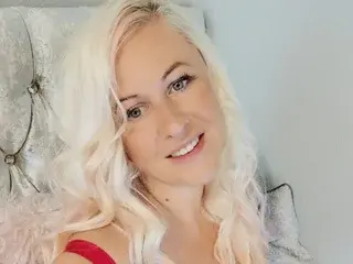 Adult Webcams with Angel34gnatural - Streamate