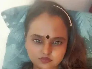 Free Porn Cam with Indiansunshine19 - Streamate