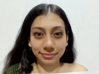 Free Live Porn with SkinnyFantansies44 - Streamate