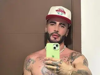 Private Sex Chat with GAWAINN_ZELDRIS - Streamate