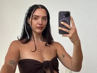 Nude Webcam with Lishaluxe - Streamate