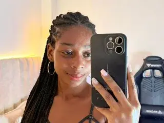 Best Webcam with PixzyMartinez - Streamate