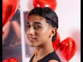 Private Sex Chat with ThaliaMoon19 - Streamate