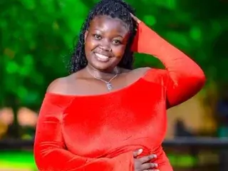 Watch Live Sex Cams with Alyababy - Streamate