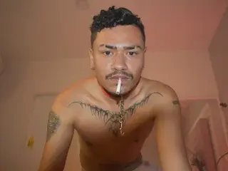 Adult Webcams with Mr_Alexandriu - Streamate