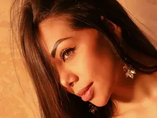 Nude Webcam with Grace_Jonees - Streamate