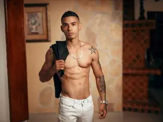 Free Live Porn with MarcusJax - Streamate