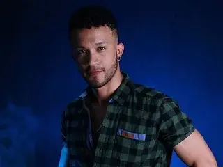 Live Sex with Jean_21 - Streamate