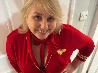 Best live sex cam show with BBWQueen69 - Streamate
