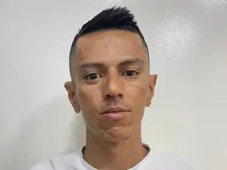 Sex Chat with andydwels777 - Streamate