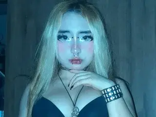 Live Sex with ElizabethCrowleyy - Streamate