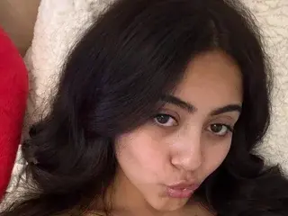 Best live sex cam show with Latinadulcemami - Streamate
