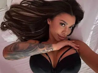 Live Sex with Naty_Desiree - Streamate