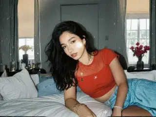 Free Live Porn with AshleyPusset - Streamate