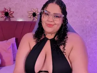 Live Sex Cam with Melannie_Carter - Streamate