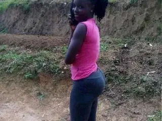 Free Live Porn with Petite_ebony19 - Streamate